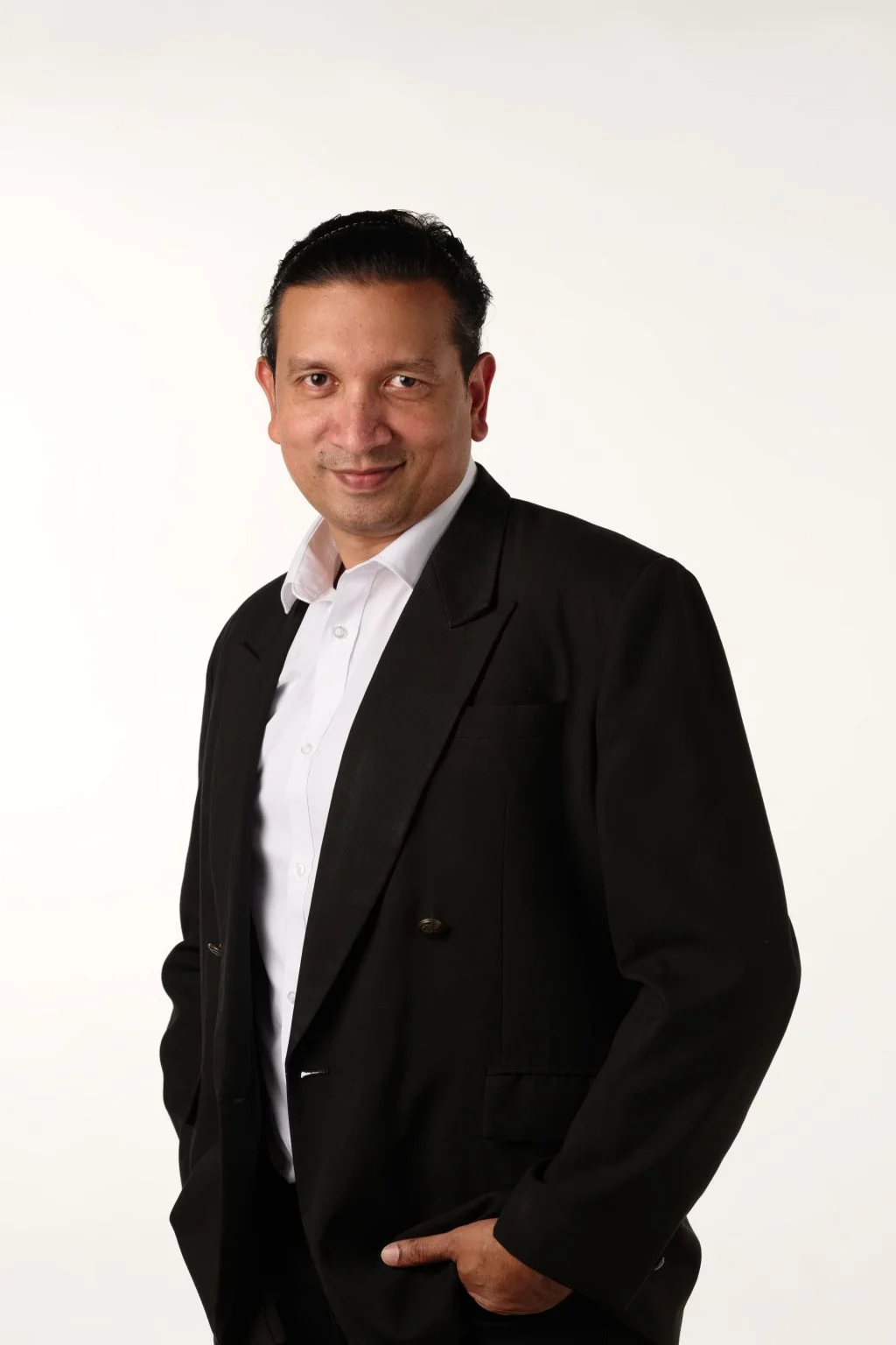 20191212-S2433-1024x1536